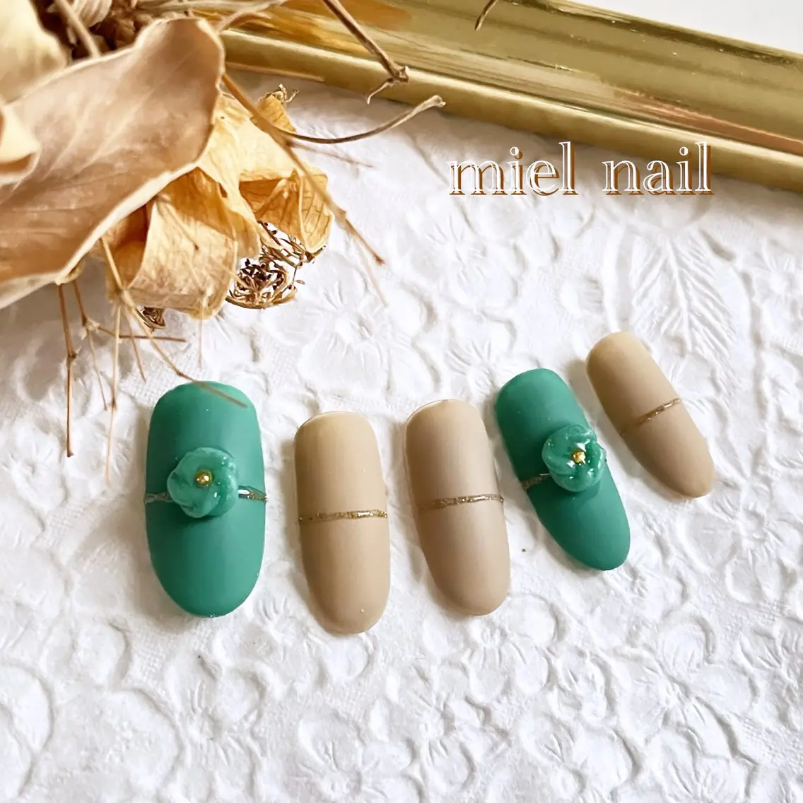 ネイル マットネイル 冬ネイル miel nailのネイルデザイン