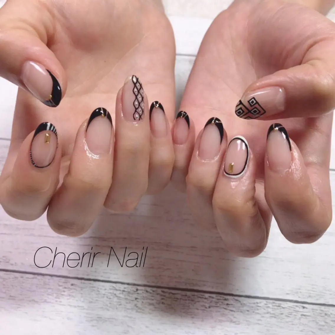 ネイル カジュアル クリアネイル フレンチネイル ニュアンスネイル ハンドネイル Cherirnail kaoriのネイルデザイン