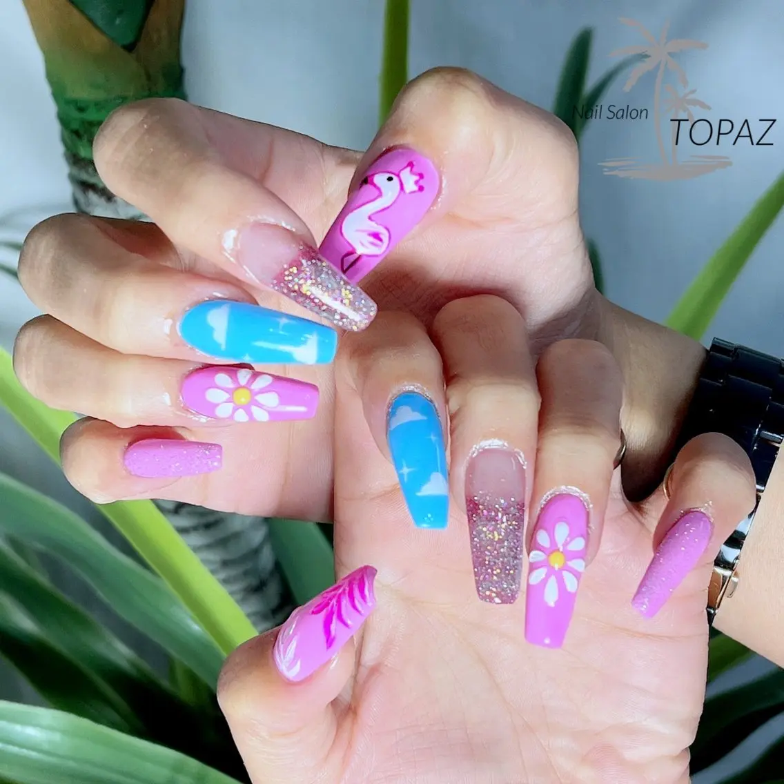 ネイル TOPAZ Ayumiのネイルデザイン
