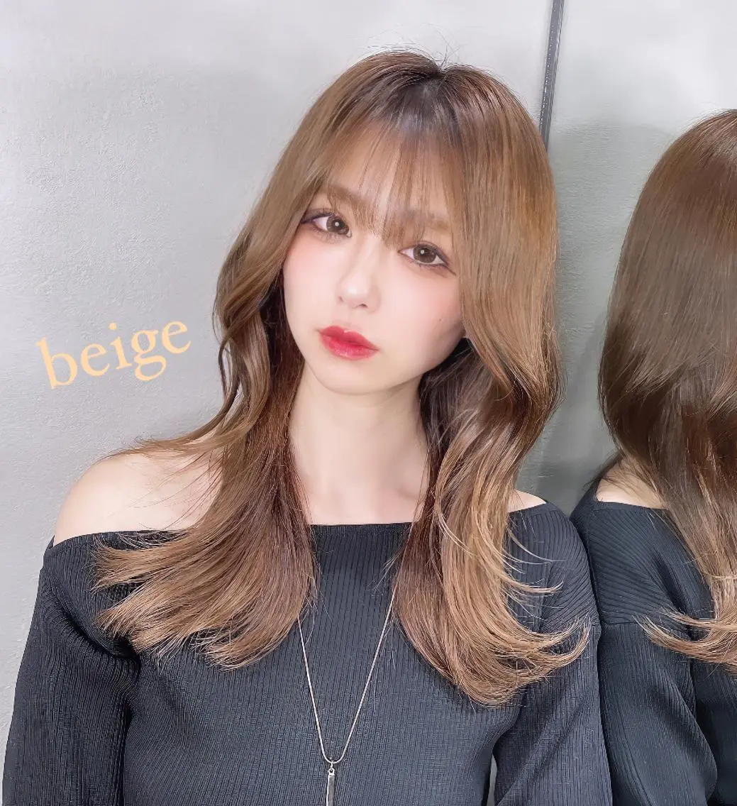 セミロング カラー ベージュカラー 透明感カラー ミルクティーベージュ くびれヘア シースルーバング カット ヘアカラー トリートメント 透明感カラー×小 顔レイヤー♡ヒデさんのヘアスタイル