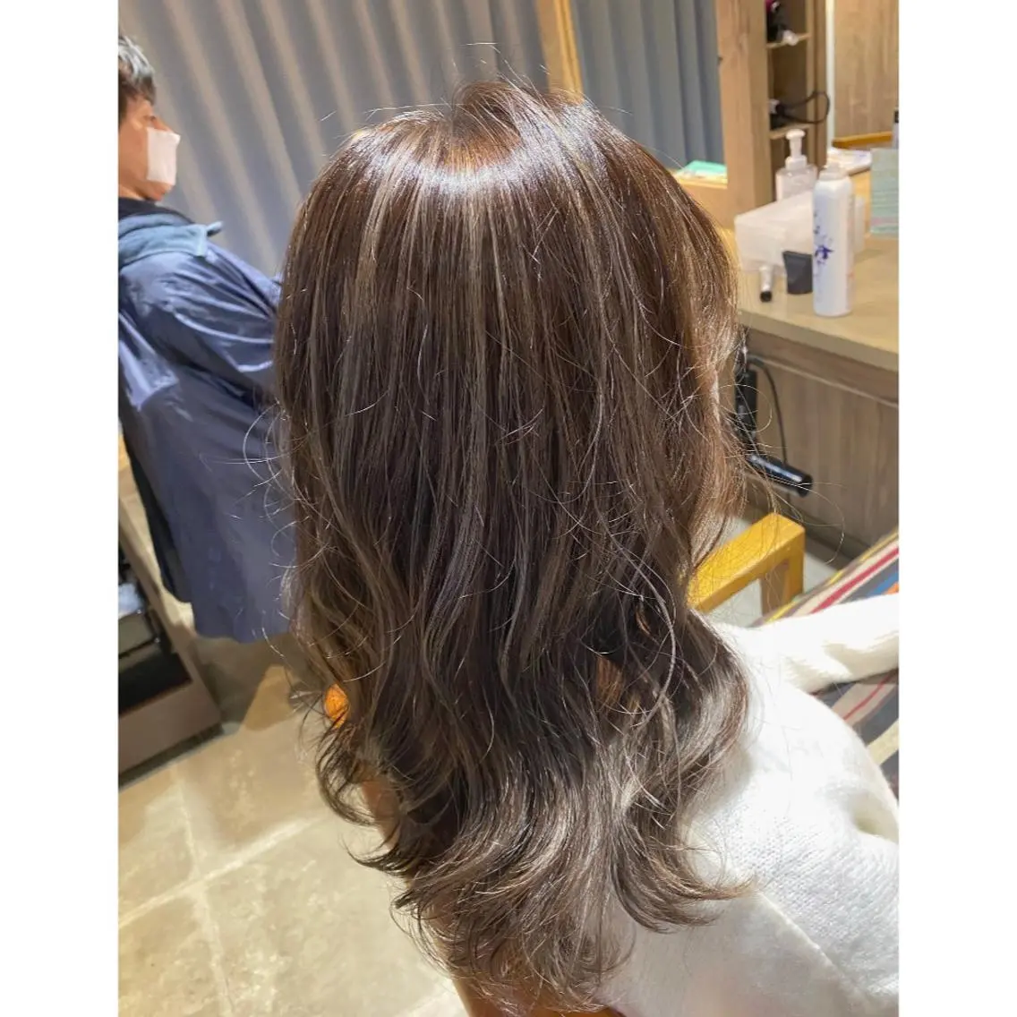 カラー ハイライトカラー 🩵盛れる顔周り/ 艶カラーemi🩵のヘアスタイル