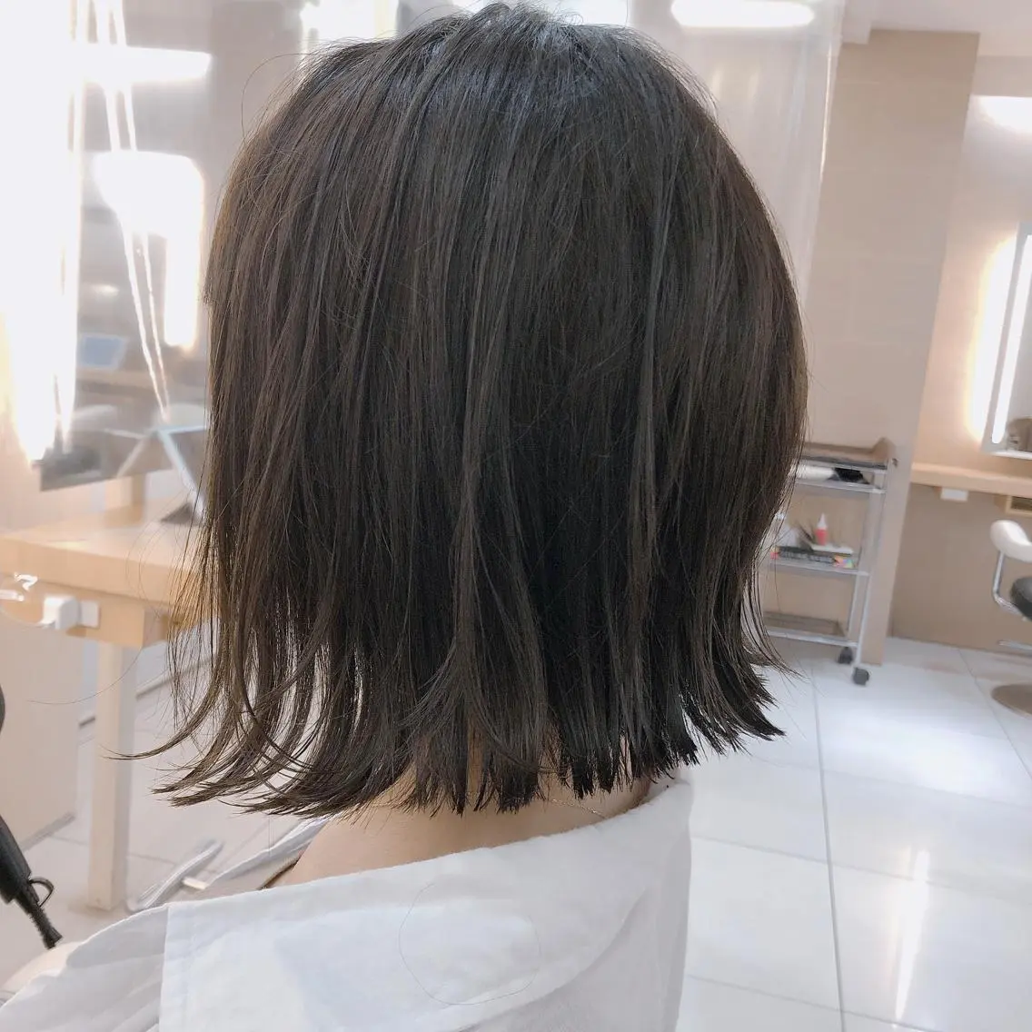 ショート ボブ 外ハネヘア 小田 亮のヘアスタイル