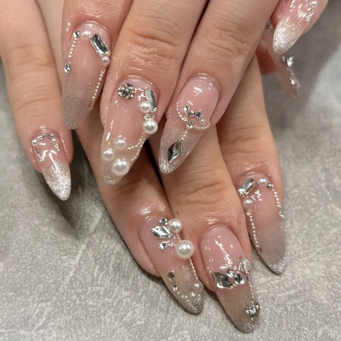 ネイル ワンホンネイル ハンドネイル joieange sakuraのネイルデザイン