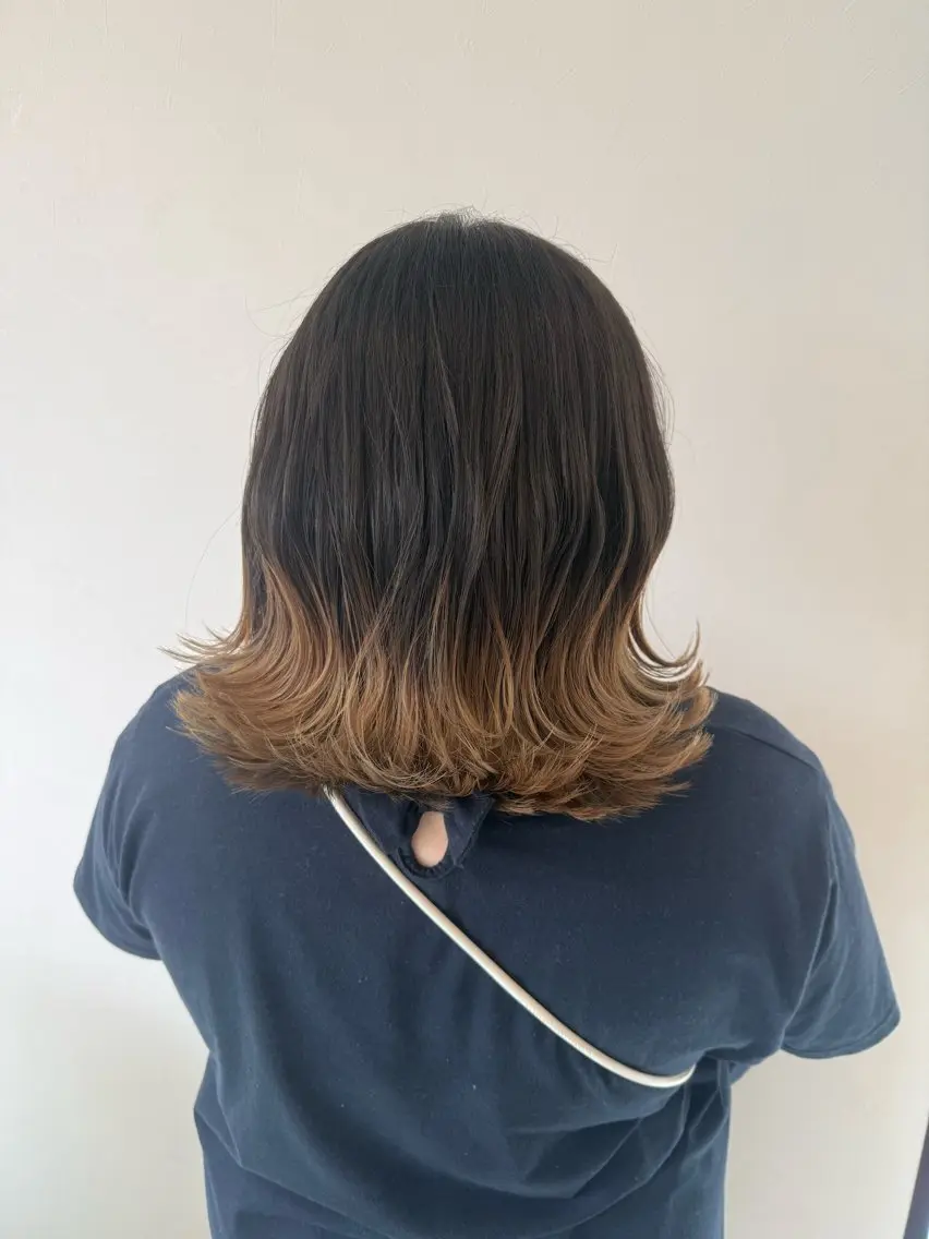 ミディアム カット ヘアカラー トリートメント りか/透明感カラー/ レイヤーカットのヘアスタイル