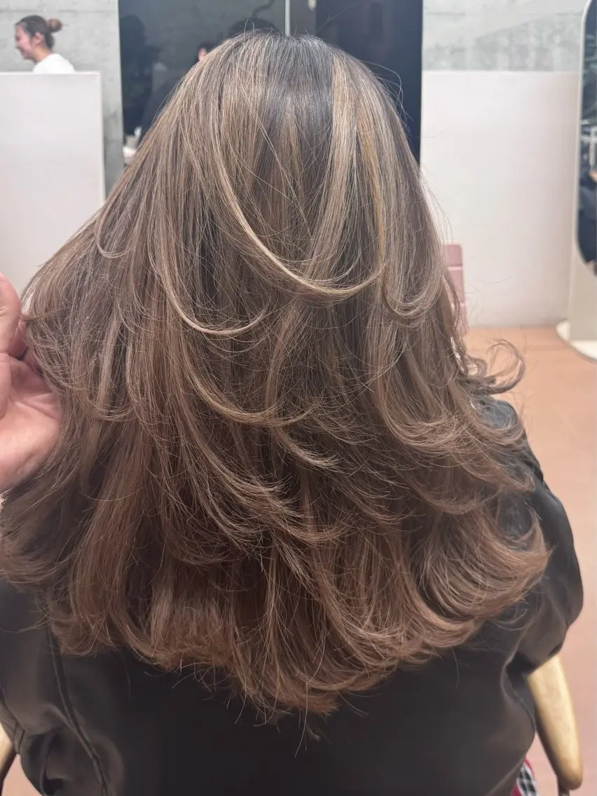 ミディアム レイヤーカットモデル 募集/藤原一真のヘアスタイル