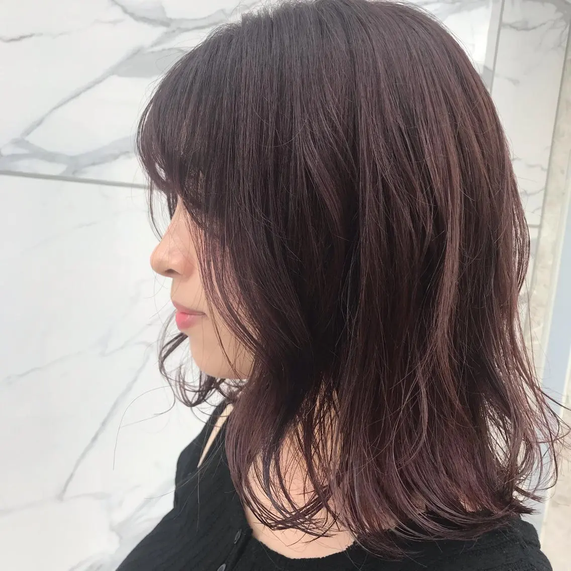 セミロング カラー ブリーチ ブリーチなしカラー ピンクカラー パープルカラー 韓国ヘア☁️ mitsukiのヘアスタイル