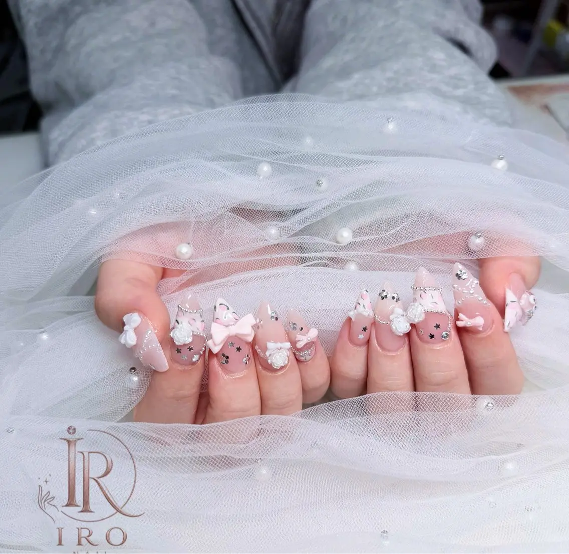 ネイル ハンドネイル IRO Nail Studioのネイルデザイン