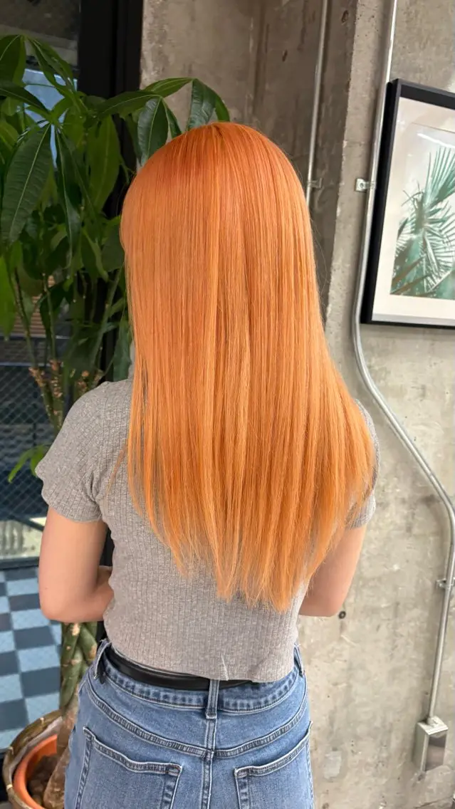 ロング カラー ヘアカラー KAEDE🌺Wカ ラー/ホワイトカラーのヘアスタイル