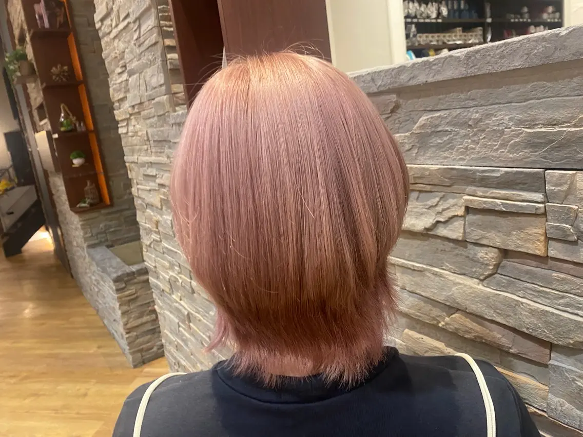 ショート ヘアカラー トリートメント 津田 遥香のヘアスタイル