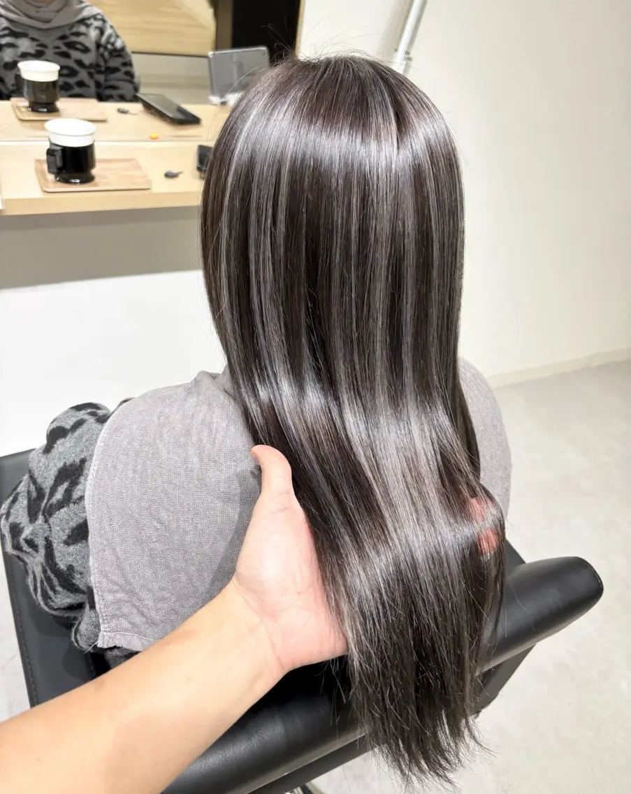 ロング ケアブリーチ 黒瀬有汰のヘアスタイル