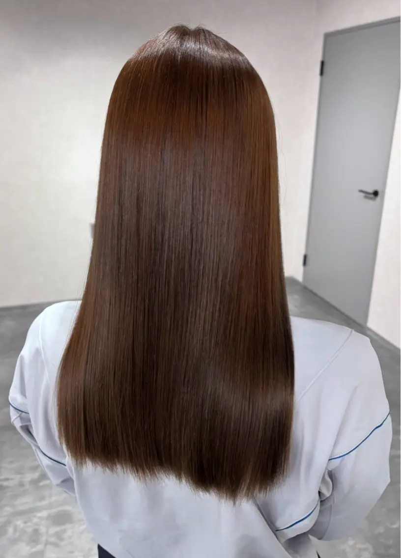 ロング 新井 英美のヘアスタイル