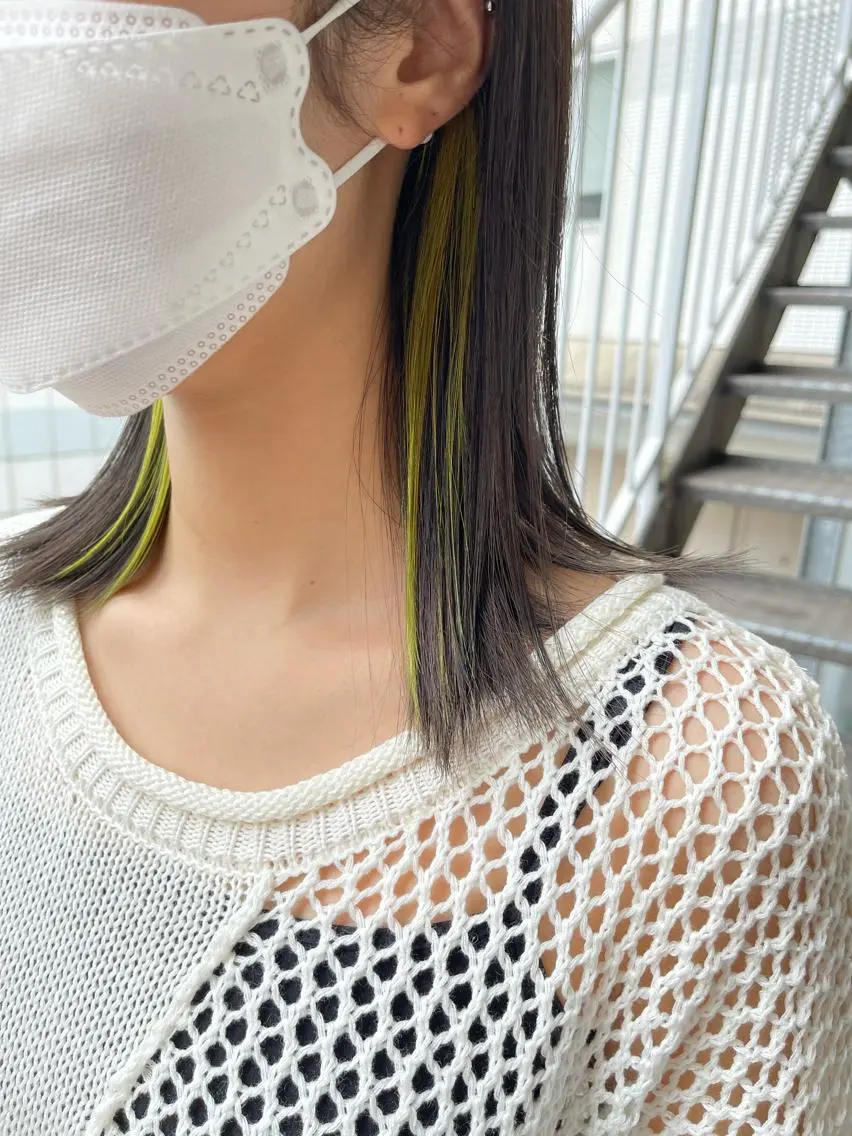 カット＋インナーカラー（デザインカラー）の写真