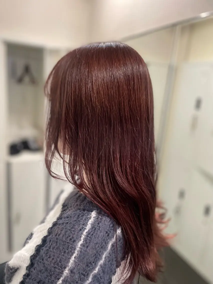 ミディアム カラー ブリーチ 透明感カラー ダブルカラー ラベンダーカラー ラベンダーピンク ヘアカラー トリートメント ハイトーン/レイヤー 似合わせ・ユキノのヘアスタイル