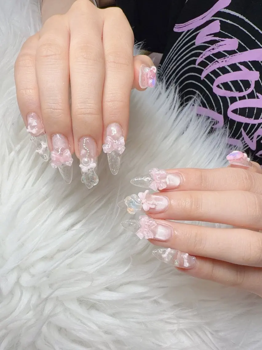 ネイル Lee Nailsのネイルデザイン