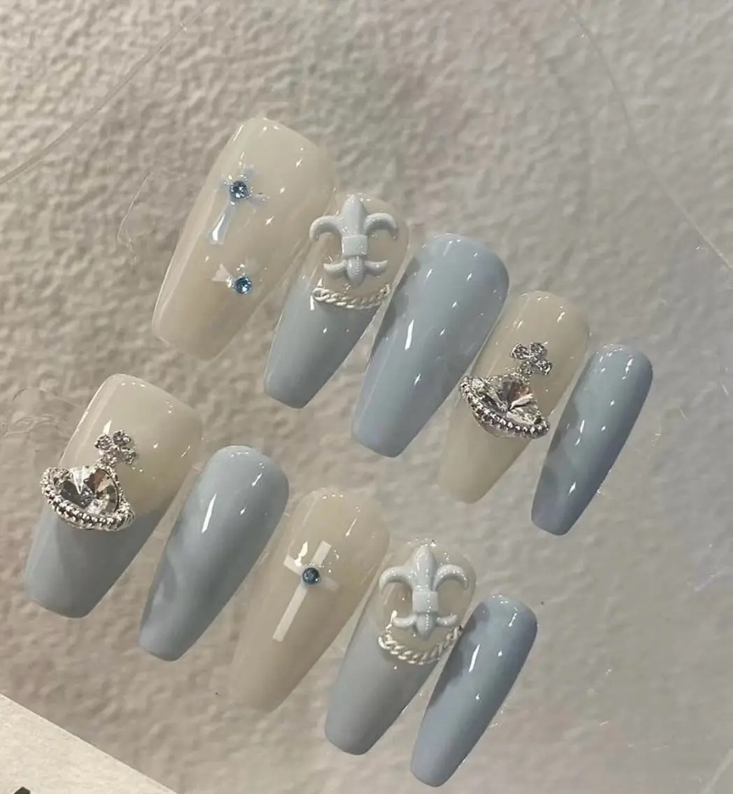 ネイル 長さ出し フレンチネイル グラデーション 卒業式 マグネットネイル ハンドネイル MIHANA NAILのネイルデザイン