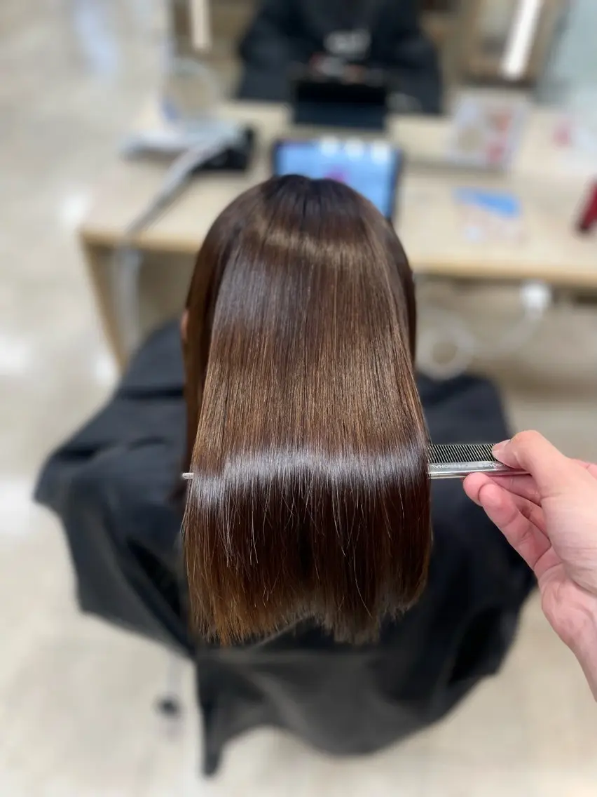ミディアム シャドウパーマ／骨格 矯正カット　トモキのヘアスタイル