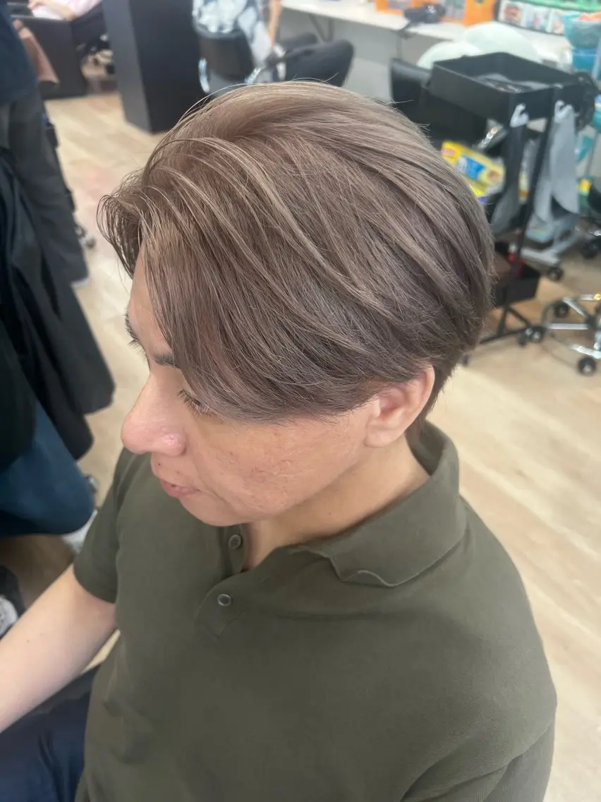 カラー ヘアカラー すどう あしゅりのヘアスタイル