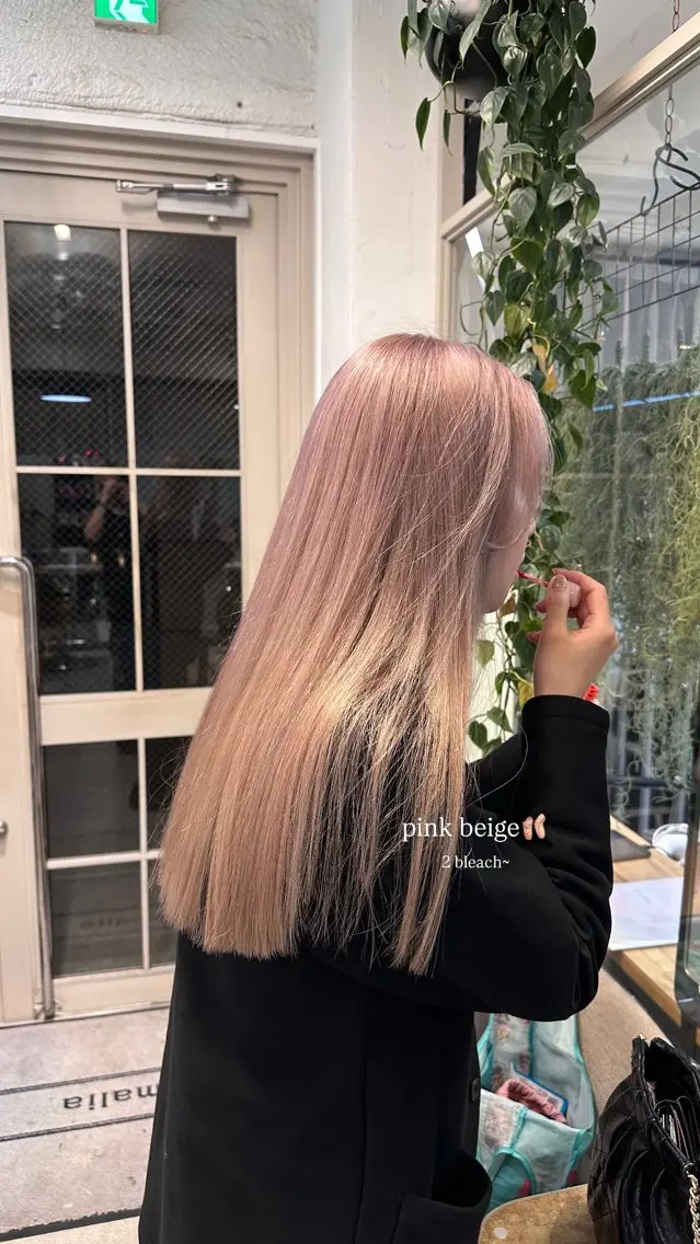 ロング カラー naturalカラー / Rukaのヘアスタイル