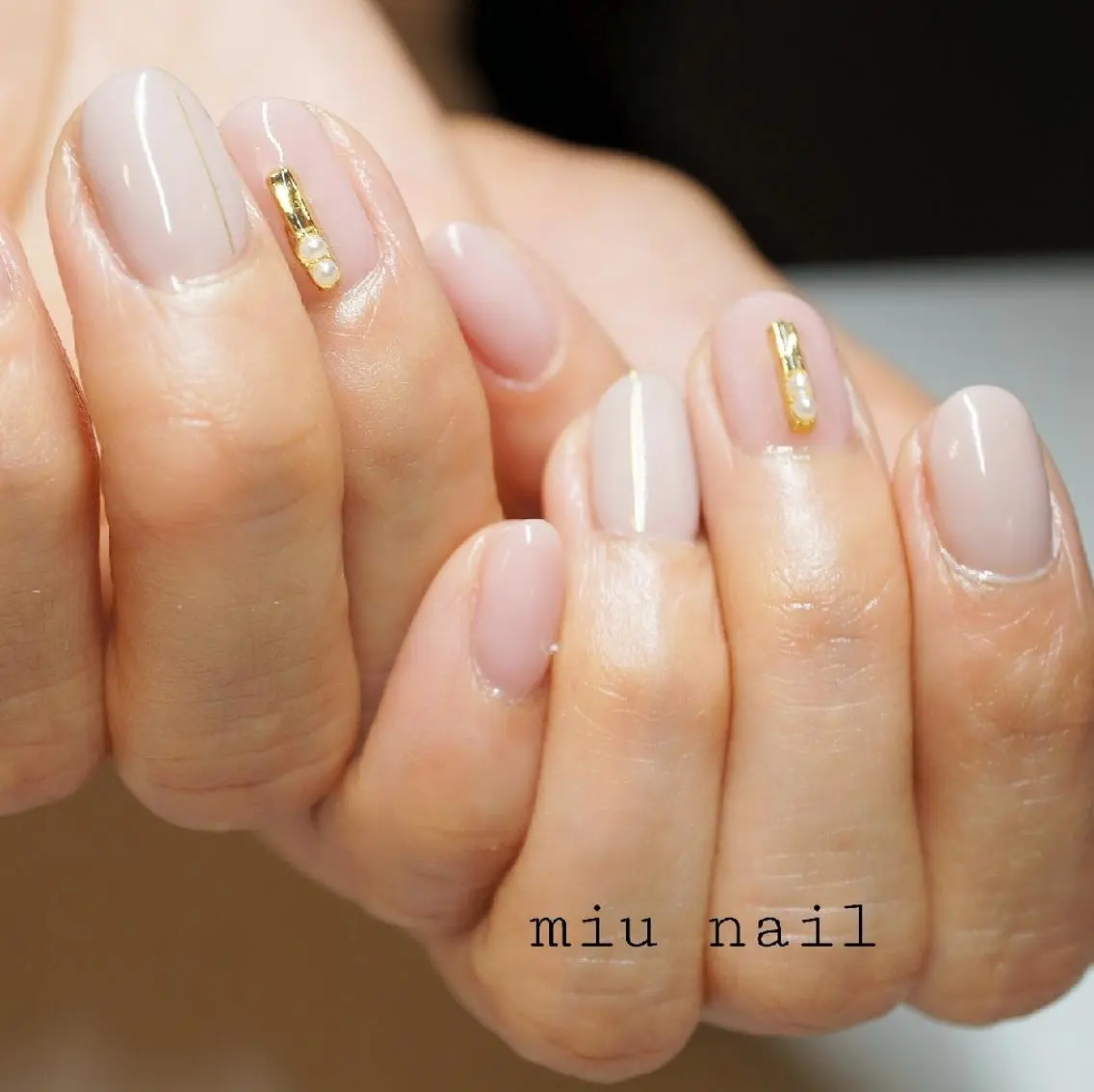 ネイル ゴールド シンプルネイル MIU nailのネイルデザイン