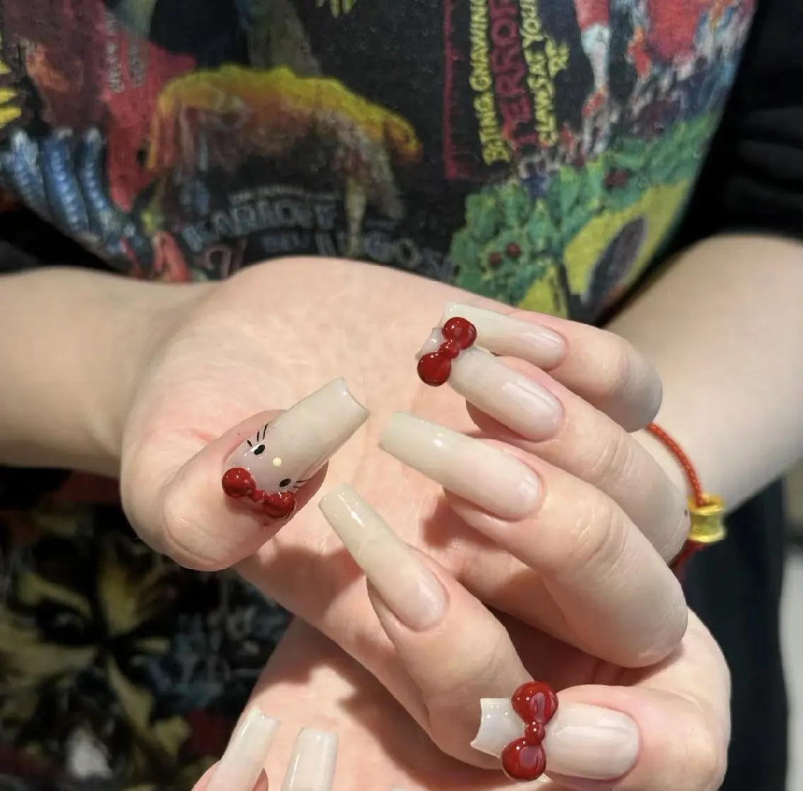 ネイル クリアネイル フラッシュネイル フットネイル フレンチネイル ジェルネイル ハンドネイル UM Nail Salonのネイルデザイン