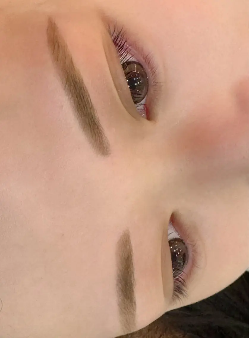 アイブロウ✨️美眉スタイリング WAX脱毛1回 眉毛メイクお仕上げ込の写真