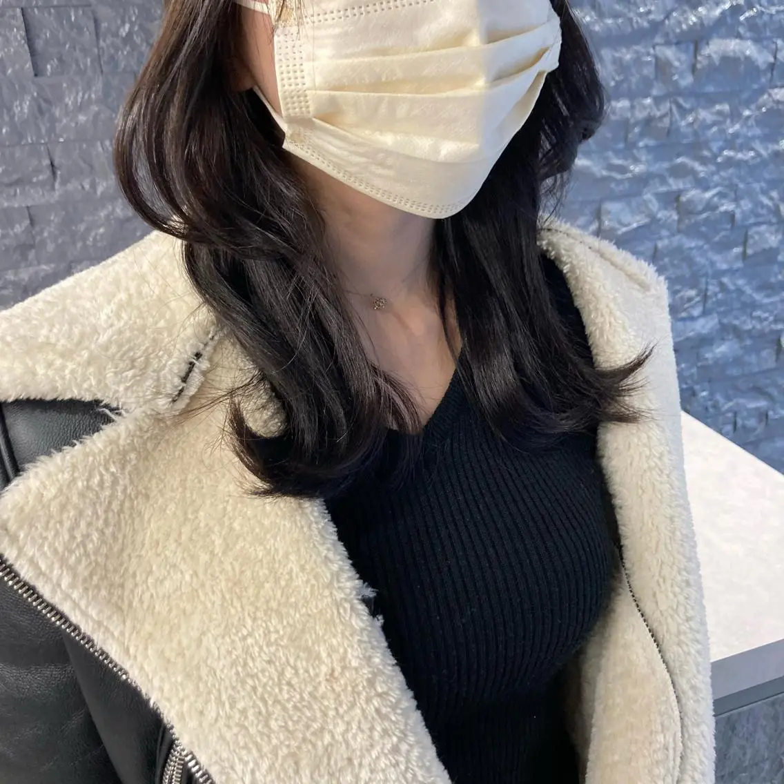 セミロング カラー 顔まわりレイヤー レイヤーカット たかはし まいのヘアスタイル