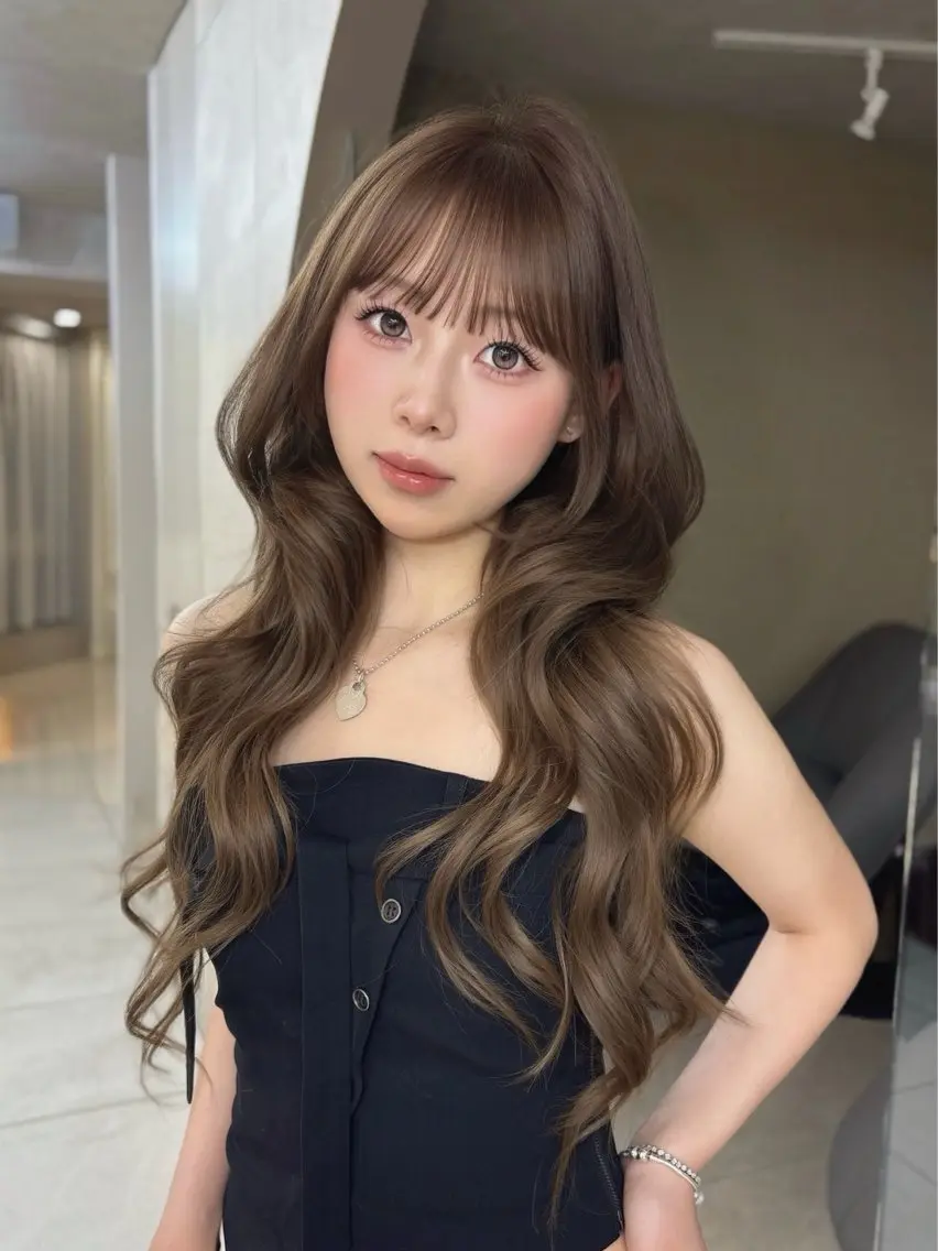 ロング ヘアカラー kaho /レイヤーカットのヘアスタイル