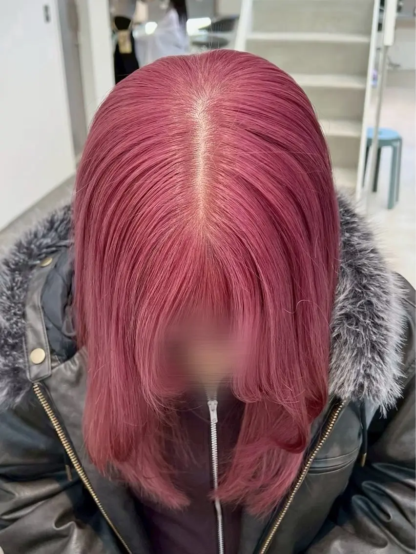 セミロング MOMOKA LUCK TOKYOのヘアスタイル