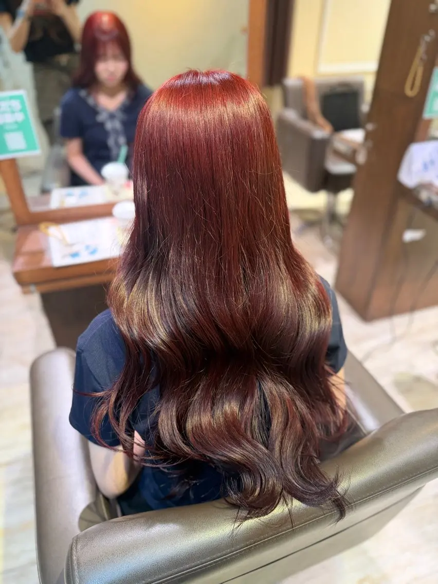 カラー 神野 流嘉のヘアスタイル