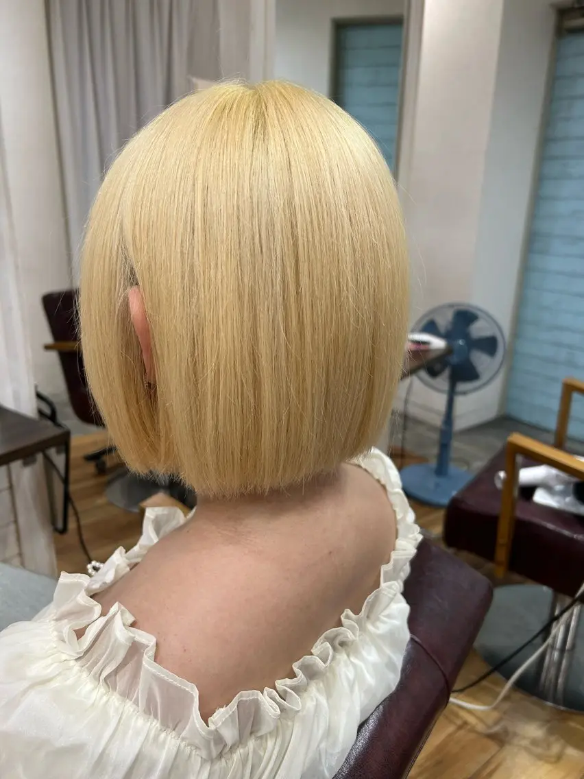 ショート カラー ブリーチ 抜きっぱなしブロンド ブロンド ダブルカラー イヤリングカラー メンズパーマ 髪質改善☆有馬のヘアスタイル