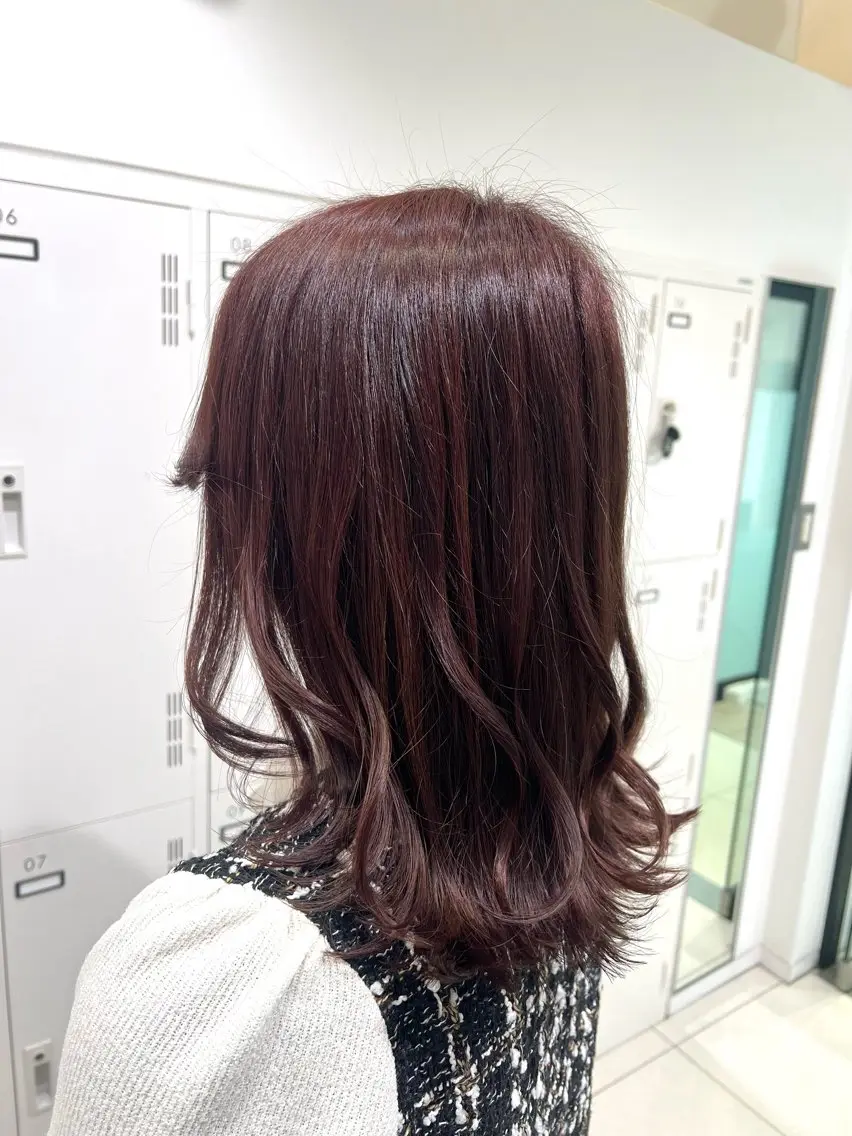 ミディアム カラー アッシュ 透明感カラー ラベンダーカラー ラベンダーピンク ピンクカラー ヘアカラー トリートメント 【暖色カラー特化】 中山由梨のヘアスタイル