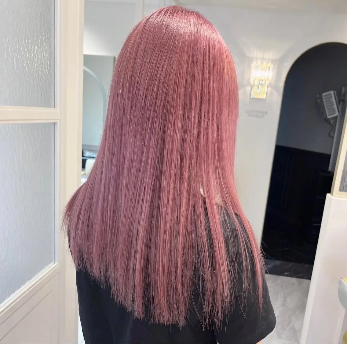 ロング カット ヘアカラー トリートメント fuwari 美白ショコラカラーのヘアスタイル