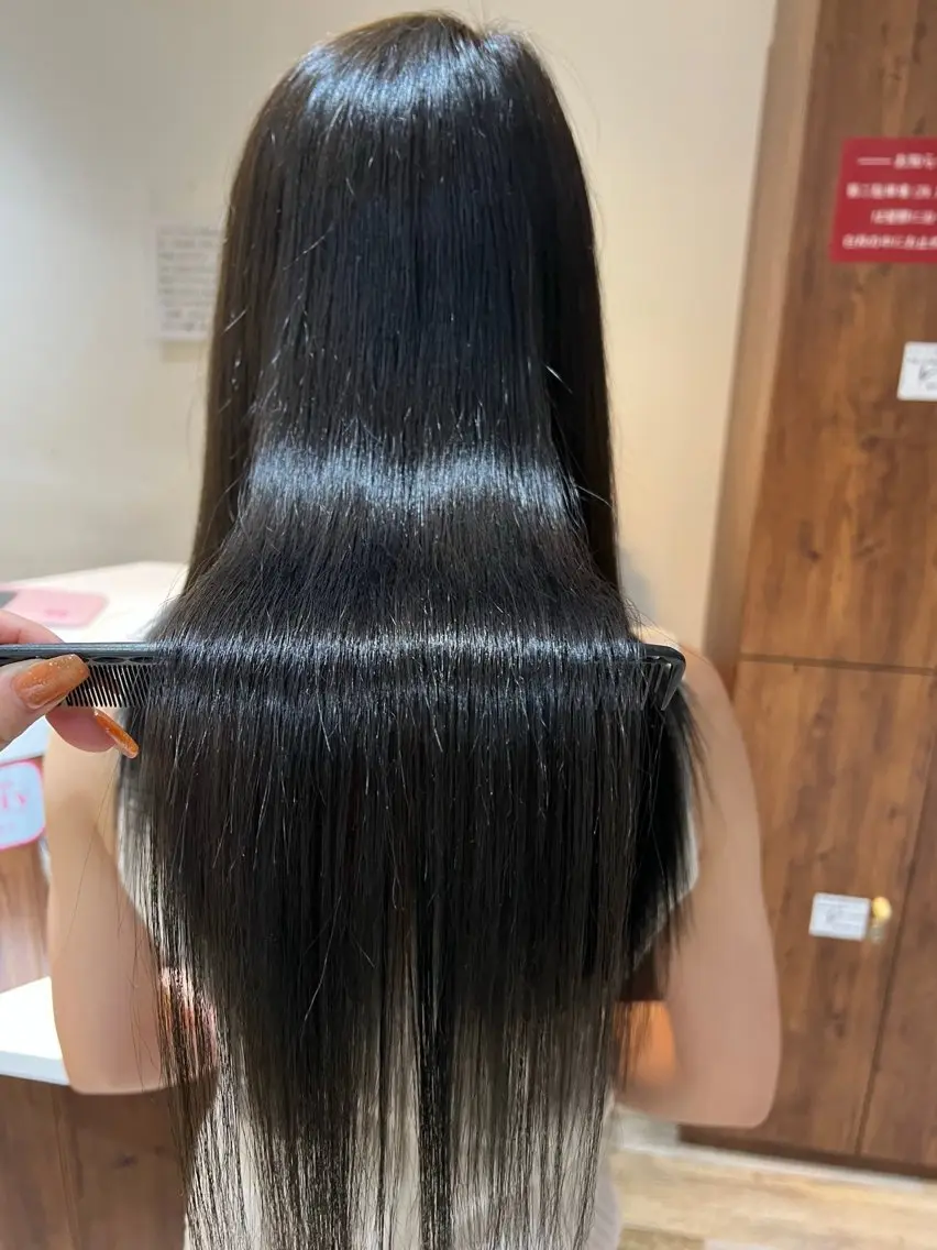 🌷カット+プレミアム酸性ストレート(栄養剤付き)+カラー+トリートメント💫魔法のバブル🕊️¥23700の写真