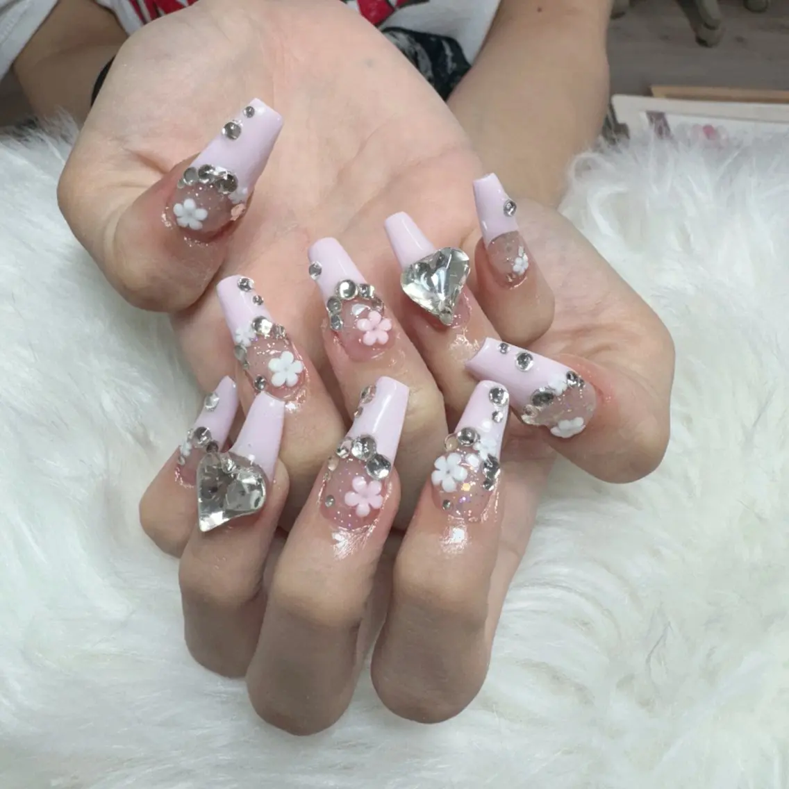 ネイル ハンドネイル 🎀nana🫧 ワンホンネイル🎀のネイルデザイン