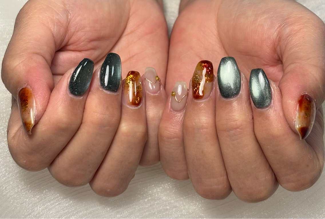 ネイル アニマル柄 オーロラネイル フットネイル フレンチネイル ジェルネイル ハンドネイル kiki nail たまプラーザのネイルデザイン