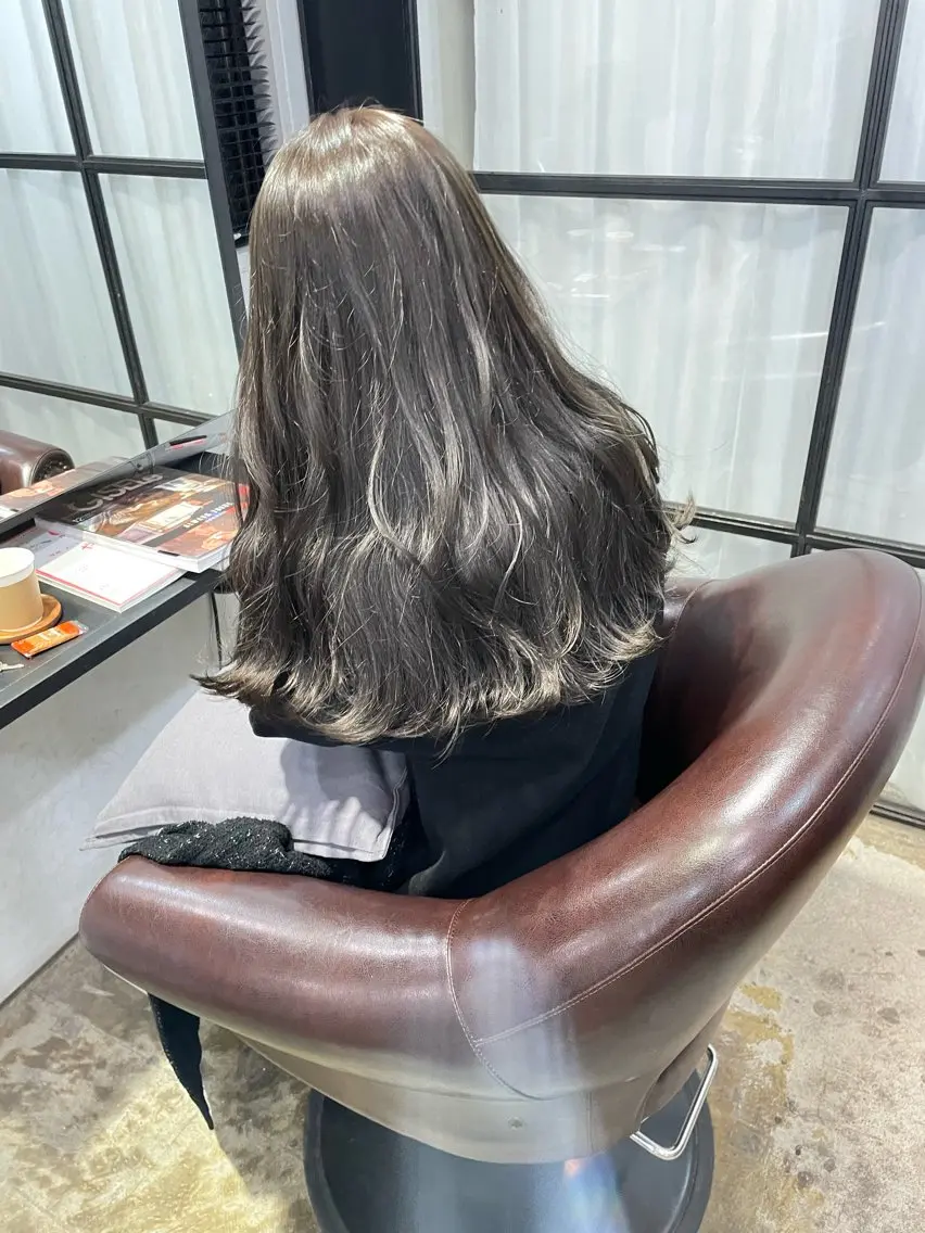ロング カラー ベージュカラー オリーブベージュ カット ヘアカラー kotono🪿 カットモデル募集❕のヘアスタイル