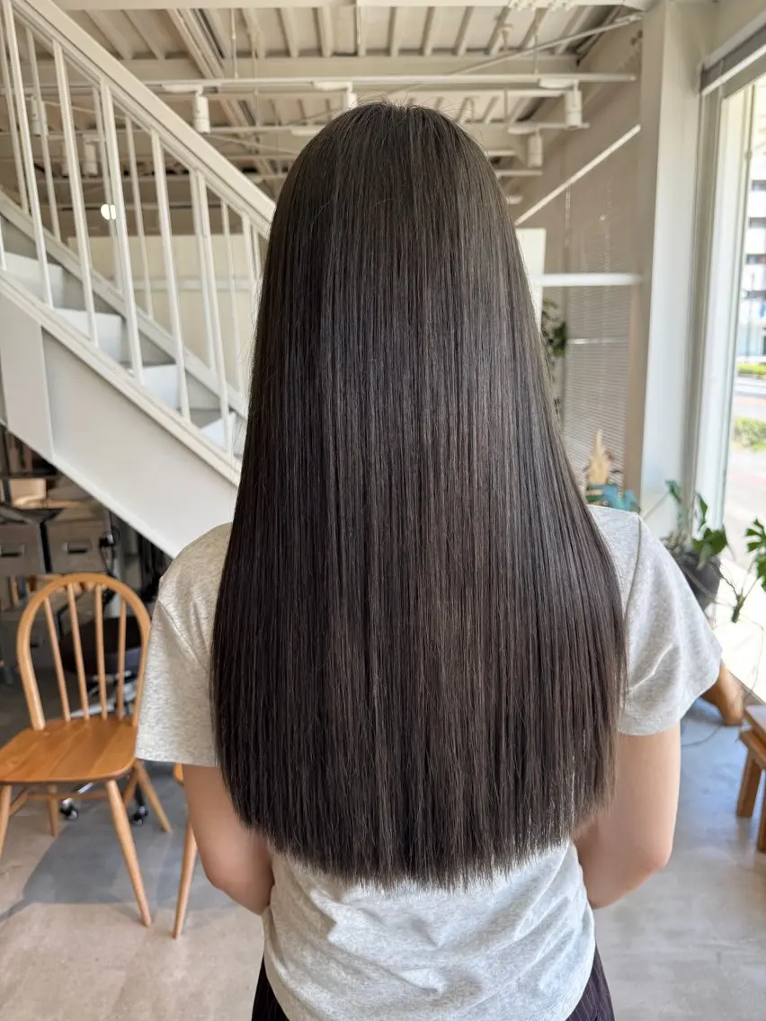 カラー 本田 実可子のヘアスタイル