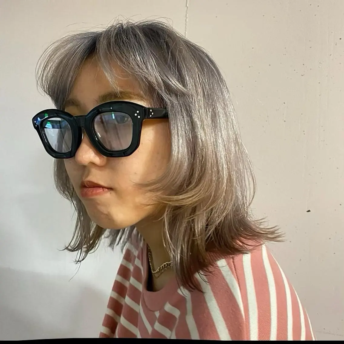 セミロング Yuki☺︎パーマ レイヤーカットのヘアスタイル