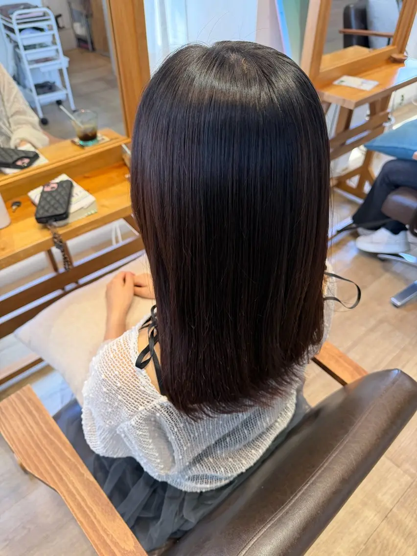 ミディアム カット トリートメント ヘッドスパ RENA｜透明感 カラー×癒しスパのヘアスタイル