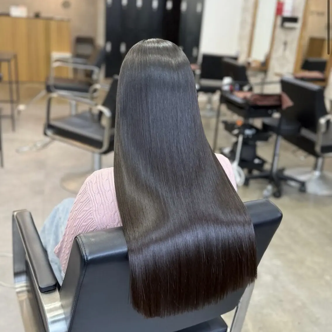 ロング 古川 千歳のヘアスタイル