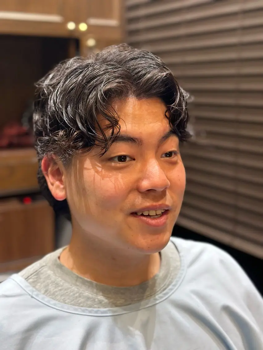 ミディアム 杉本 和大のヘアスタイル