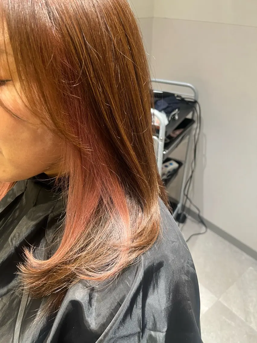ロング ヘアカラー 伊藤 俊平のヘアスタイル