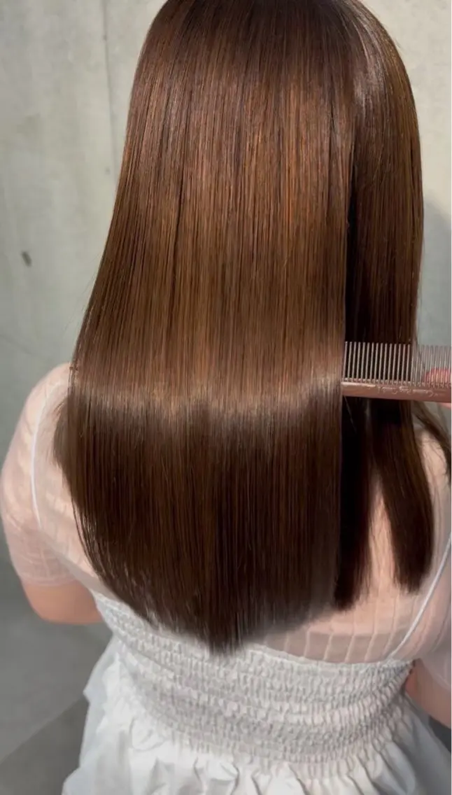 新規限定!カット、ストレート&トリートメントの写真