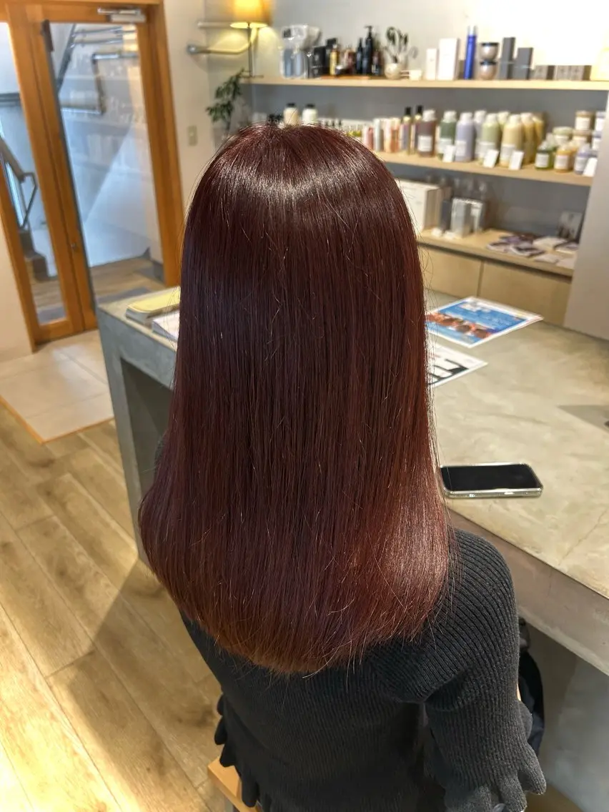 ミディアム カラー ヘアカラー aina ⠀ ⠀ ⠀のヘアスタイル
