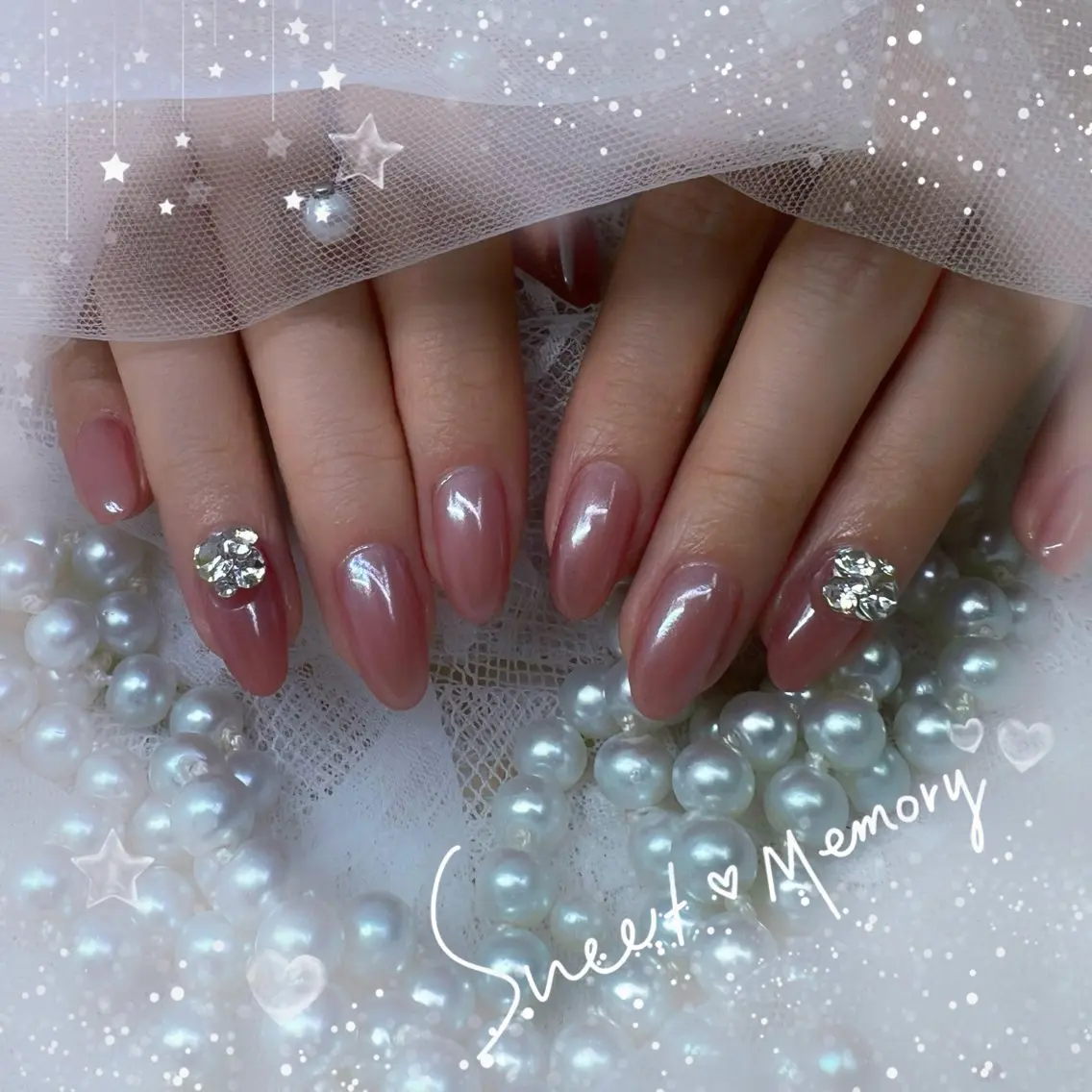 ネイル チークネイル フレンチネイル ガーリー ガラスフレンチ グラデーション ハンドネイル Chill Nailsalonのネイルデザイン