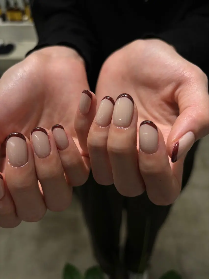 ネイル ブラウン ハンドネイル chika ／ nailのネイルデザイン