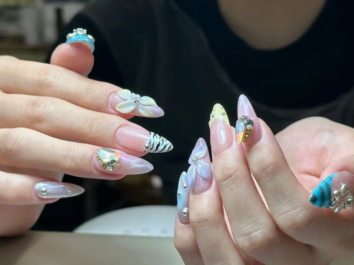 ネイル Eveネイル チップスカルプ専門店のネイルデザイン