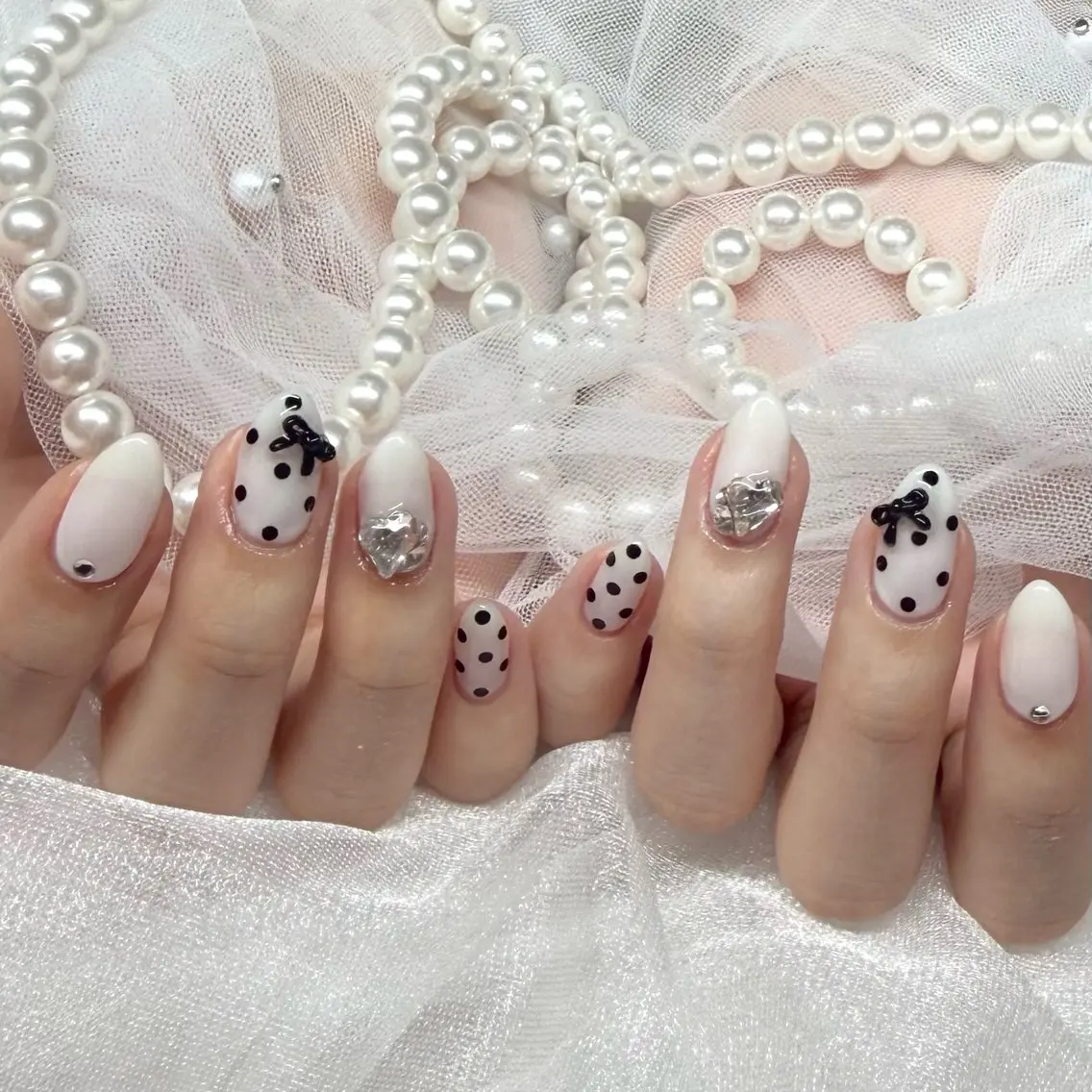 ネイル ワンホンネイル Nailsalon MeMe YUMIのネイルデザイン