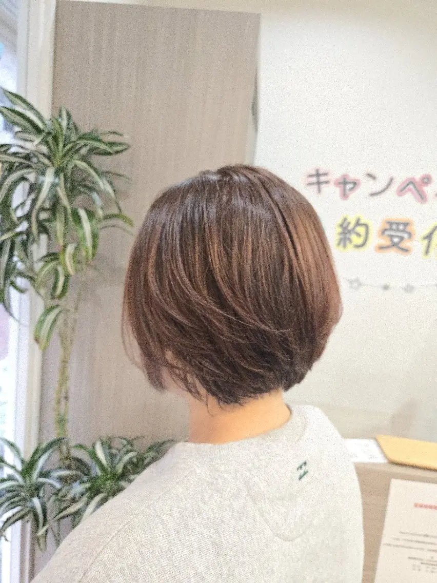 ショート カラー カット ヘアカラー 暖色🍎透明感カラー 🩵小林かりんのヘアスタイル
