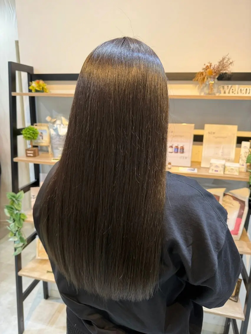 ロング カラー 島 歩那のヘアスタイル